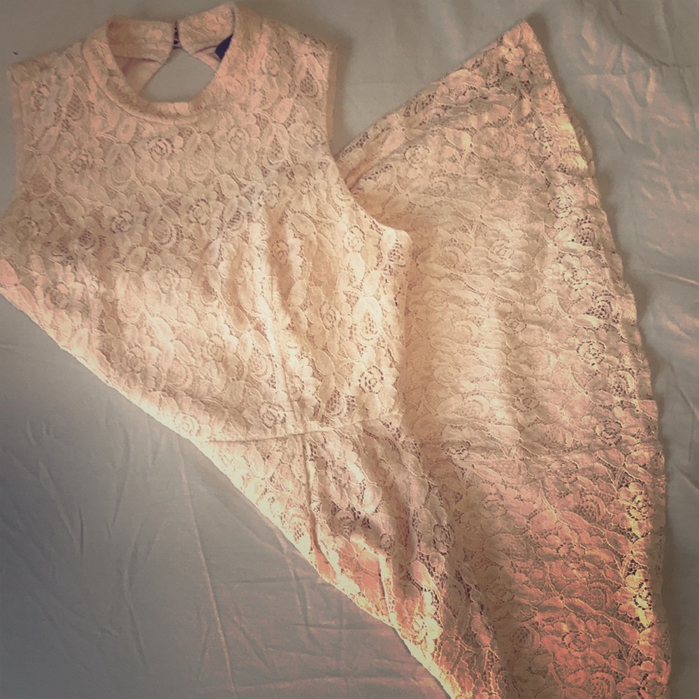 Mini dress lace